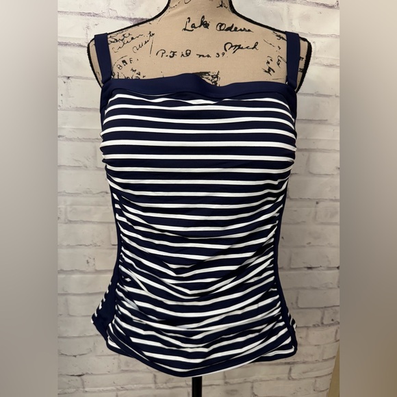 Lands' End Other - Lands’ End 12D Bandeau Tankini Swimsuit‎ Top Deep Sea Media Stripe Slimming